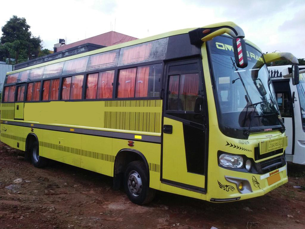35 Seater Bus Hire