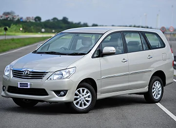 Toyota Innova Car